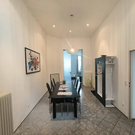 Downtown First Floor 6 Guests On Request Wilhelmstr 5 Min To Chio Διαμέρισμα *