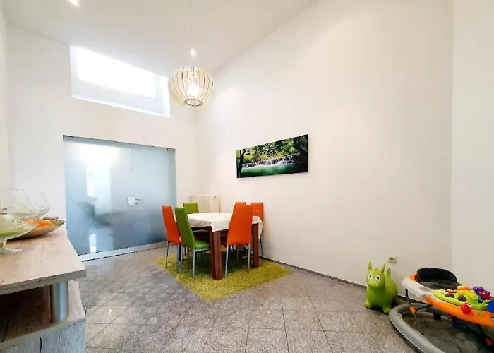 Downtown First Floor 6 Guests On Request Wilhelmstr 5 Min To Chio