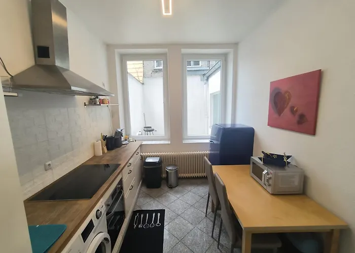 Downtown First Floor 6 Guests On Request Wilhelmstr 5 Min To Chio Aquisgrano